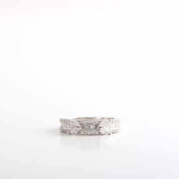 Picture of Attractive Diamond Alliance Ring