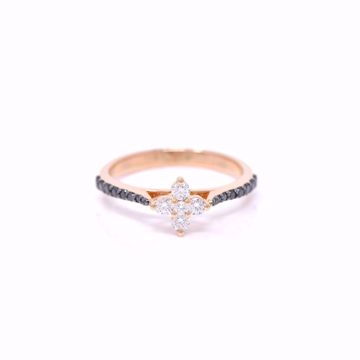 Picture of Cute Small Flower Diamond Ring