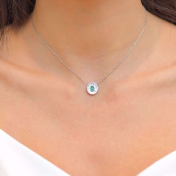 Picture of Engaging White Diamond & Emerald Necklace