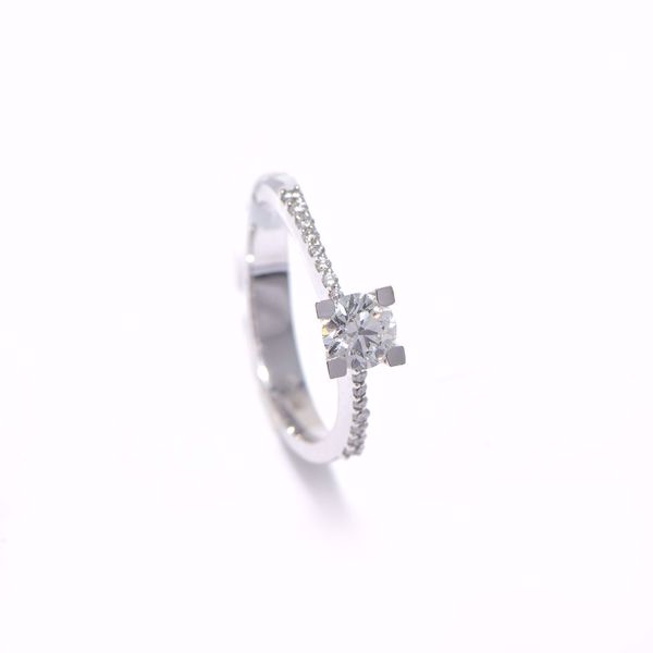 Picture of Lovely Diamond Solitaire Ring