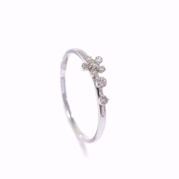 Picture of Beautiful Simple Diamond Ring