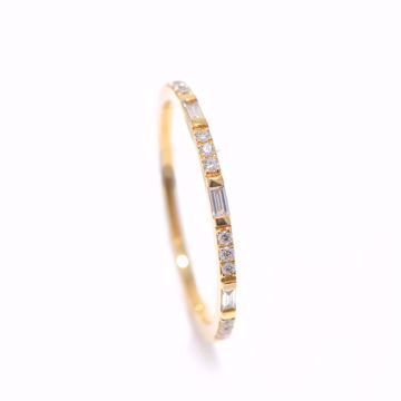 Picture of Simple  Yellow Gold & Diamond Alliance Ring