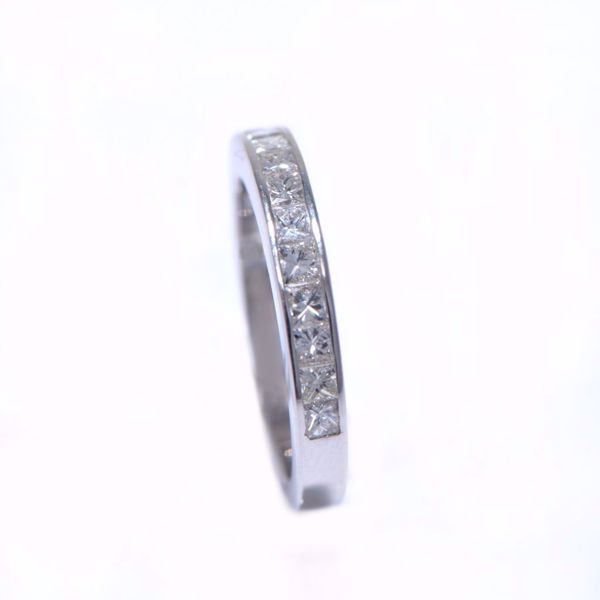 Picture of Fancy Diamond Alliance Ring